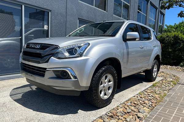 2021 Isuzu MU-X LS-M