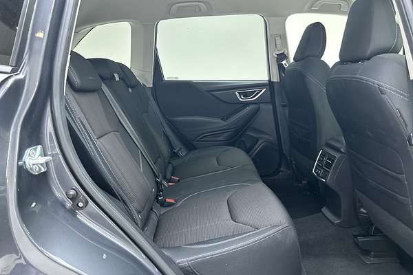 2024 Subaru Forester 2.5i S5 thumb-11