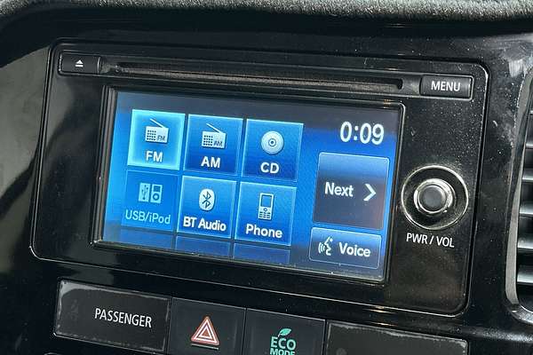 2015 Mitsubishi Outlander LS ZK thumb-15