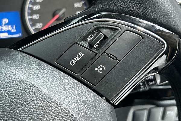 2015 Mitsubishi Outlander LS ZK thumb-16