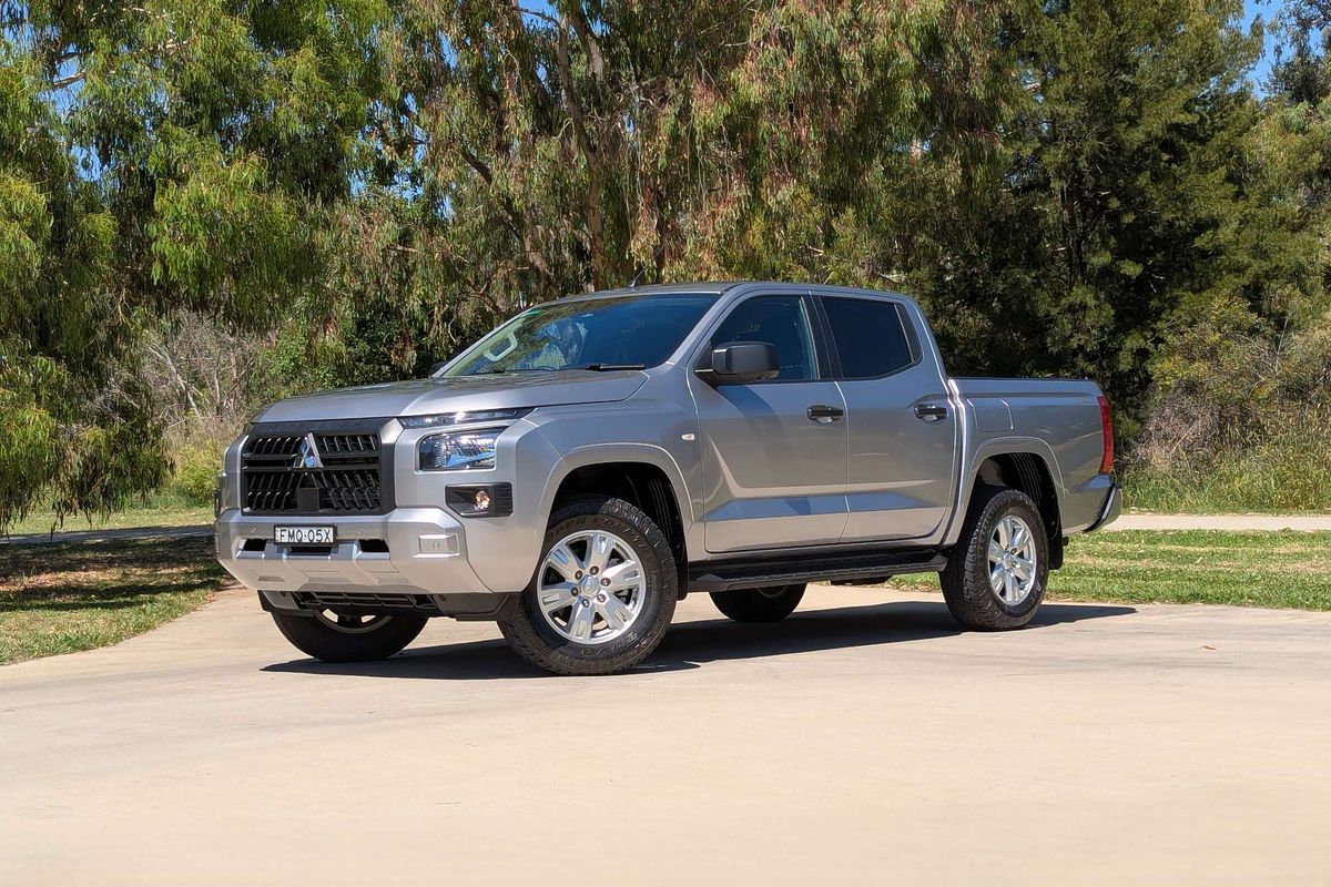 2024 Mitsubishi Triton GLX+ MV 4X4