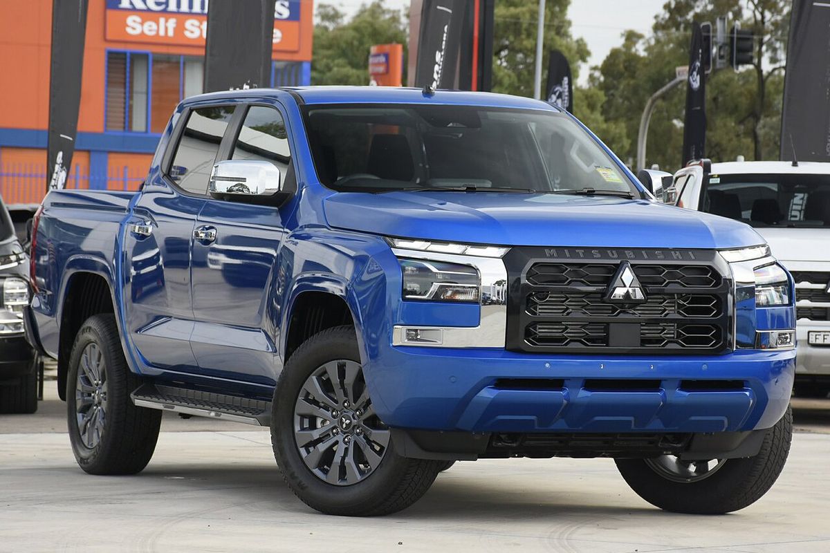 2025 Mitsubishi Triton GLS MV 4X4