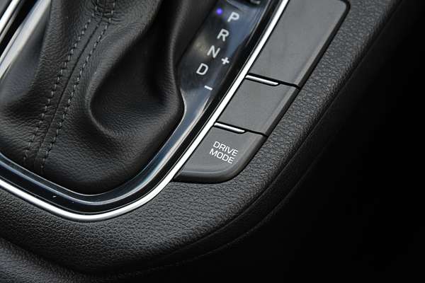 2017 Hyundai i30 Active PD thumb-12