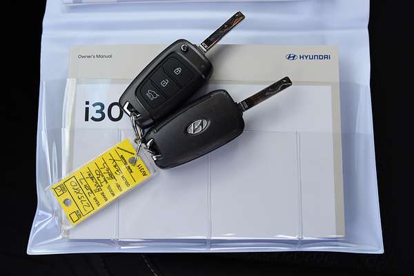 2017 Hyundai i30 Active PD thumb-21