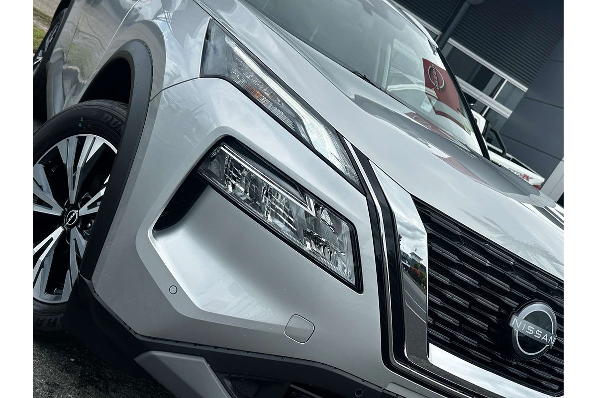 2025 Nissan X-TRAIL ST-L T33