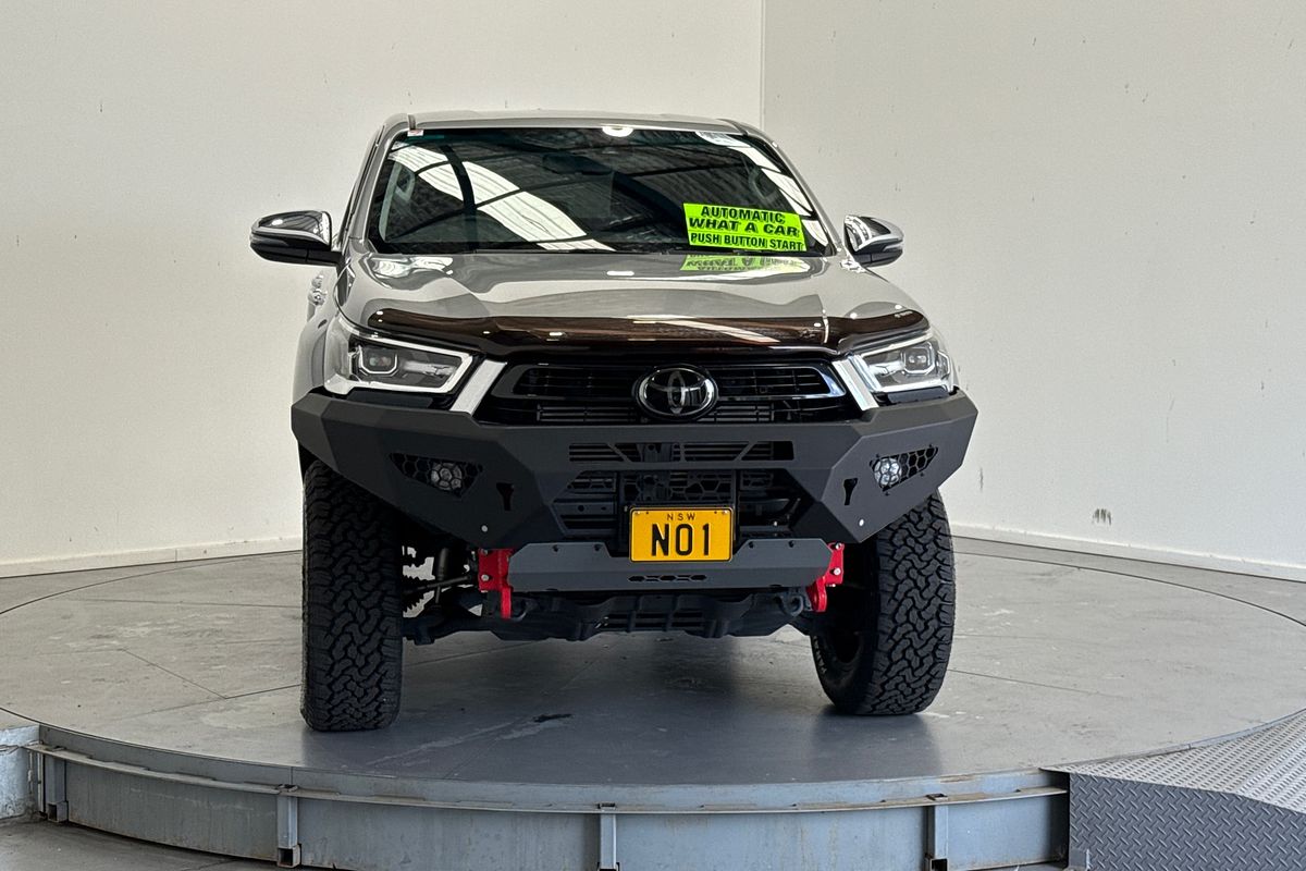 2022 Toyota Hilux SR5 GUN126R 4X4