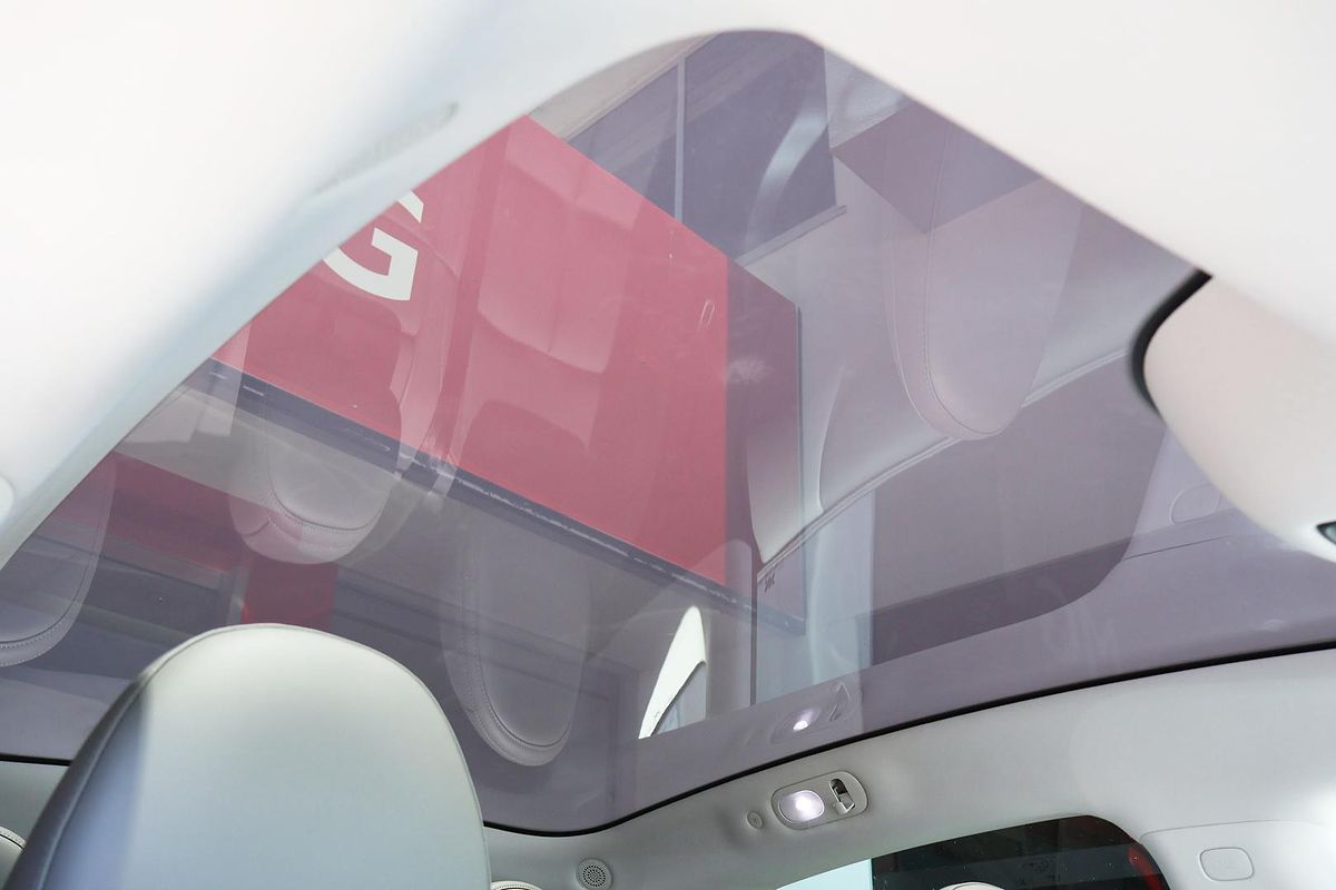 2025 MG IM5 Performance P12L