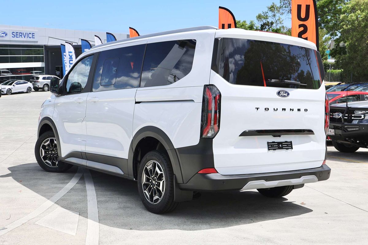 2024 Ford Tourneo Active AV SWB