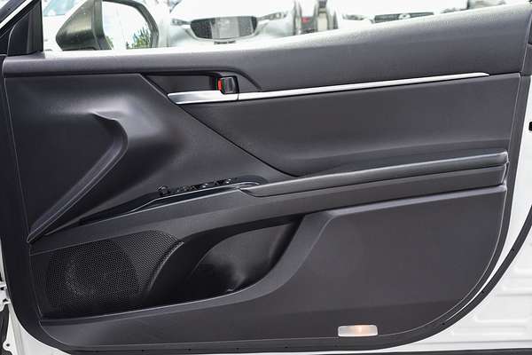 2020 Toyota Camry Ascent AXVH71R thumb-15