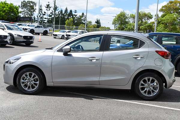 2024 Mazda 2 G15 Pure DJ Series thumb-4