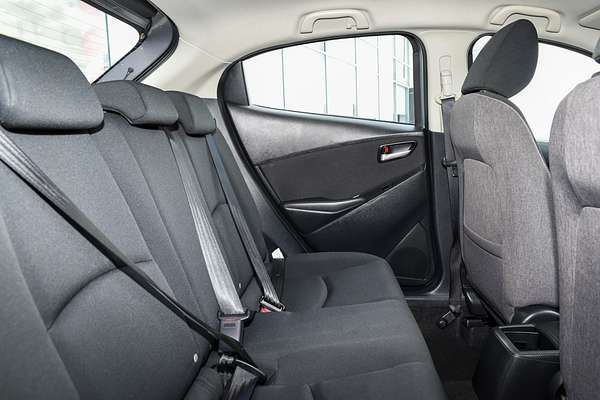 2024 Mazda 2 G15 Pure DJ Series thumb-8