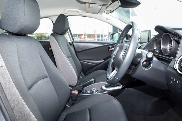 2024 Mazda 2 G15 Pure DJ Series thumb-9