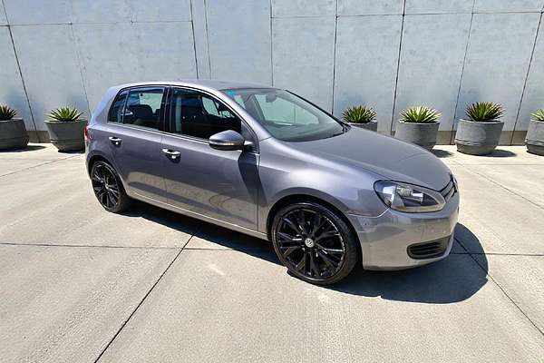 2011 Volkswagen Golf 77TSI VI