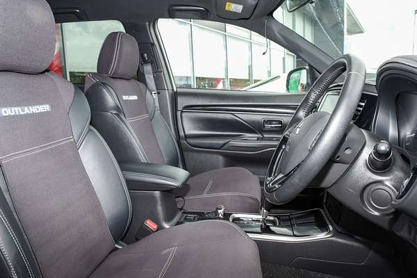 2018 Mitsubishi Outlander Black Edition ZL thumb-9