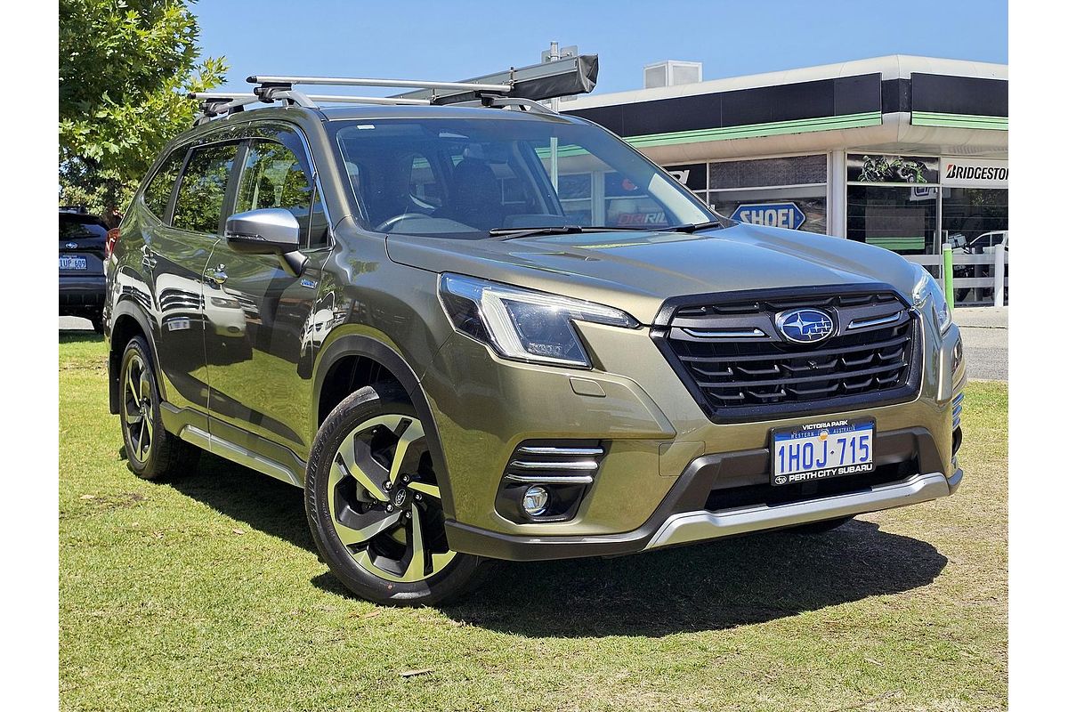 2022 Subaru Forester Hybrid S S5