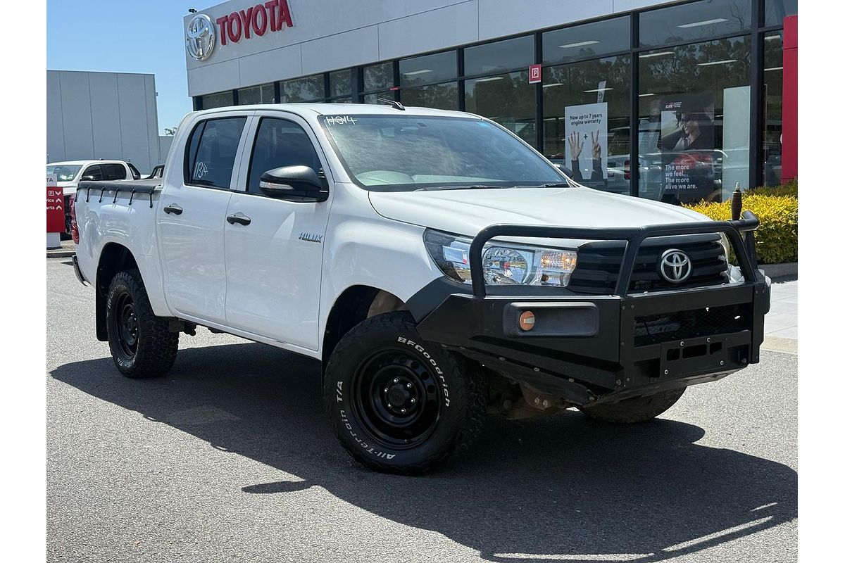 2016 Toyota Hilux Workmate GUN125R 4X4