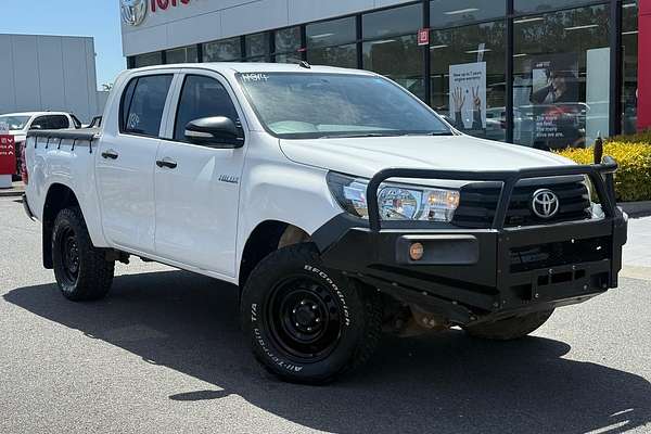 2016 Toyota Hilux Workmate GUN125R 4X4