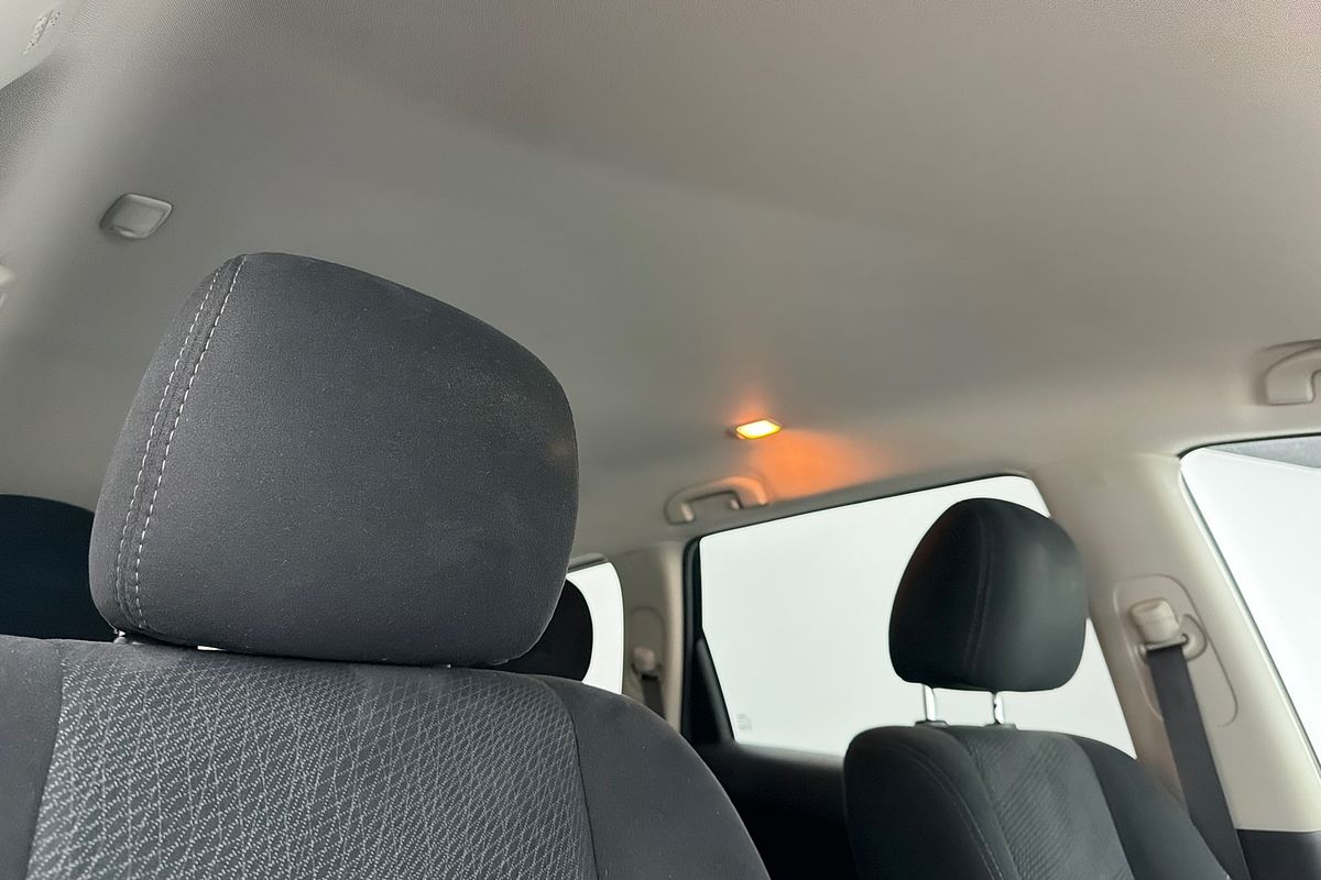 2015 Nissan Pathfinder ST R52