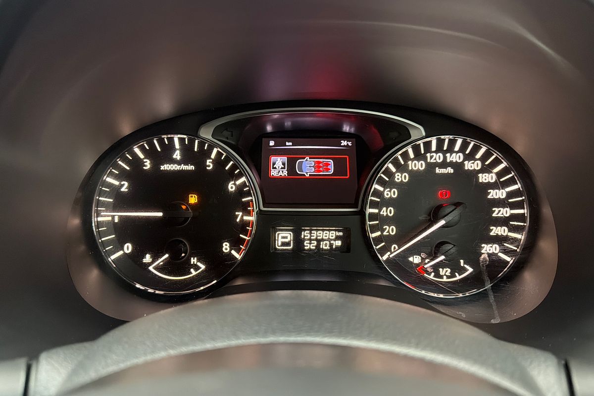 2015 Nissan Pathfinder ST R52