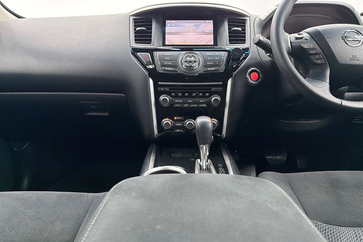 2015 Nissan Pathfinder ST R52