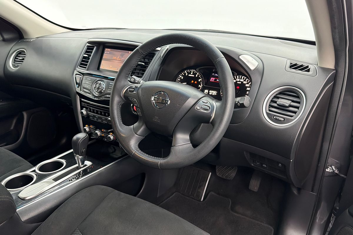 2015 Nissan Pathfinder ST R52