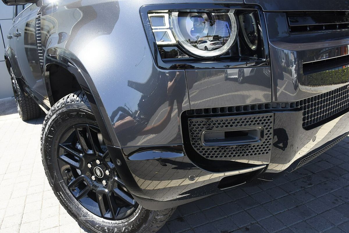 2025 Land Rover Defender 110 D350 X-Dynamic SE L663