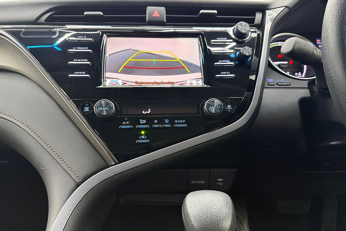 2020 Toyota Camry Ascent AXVH71R