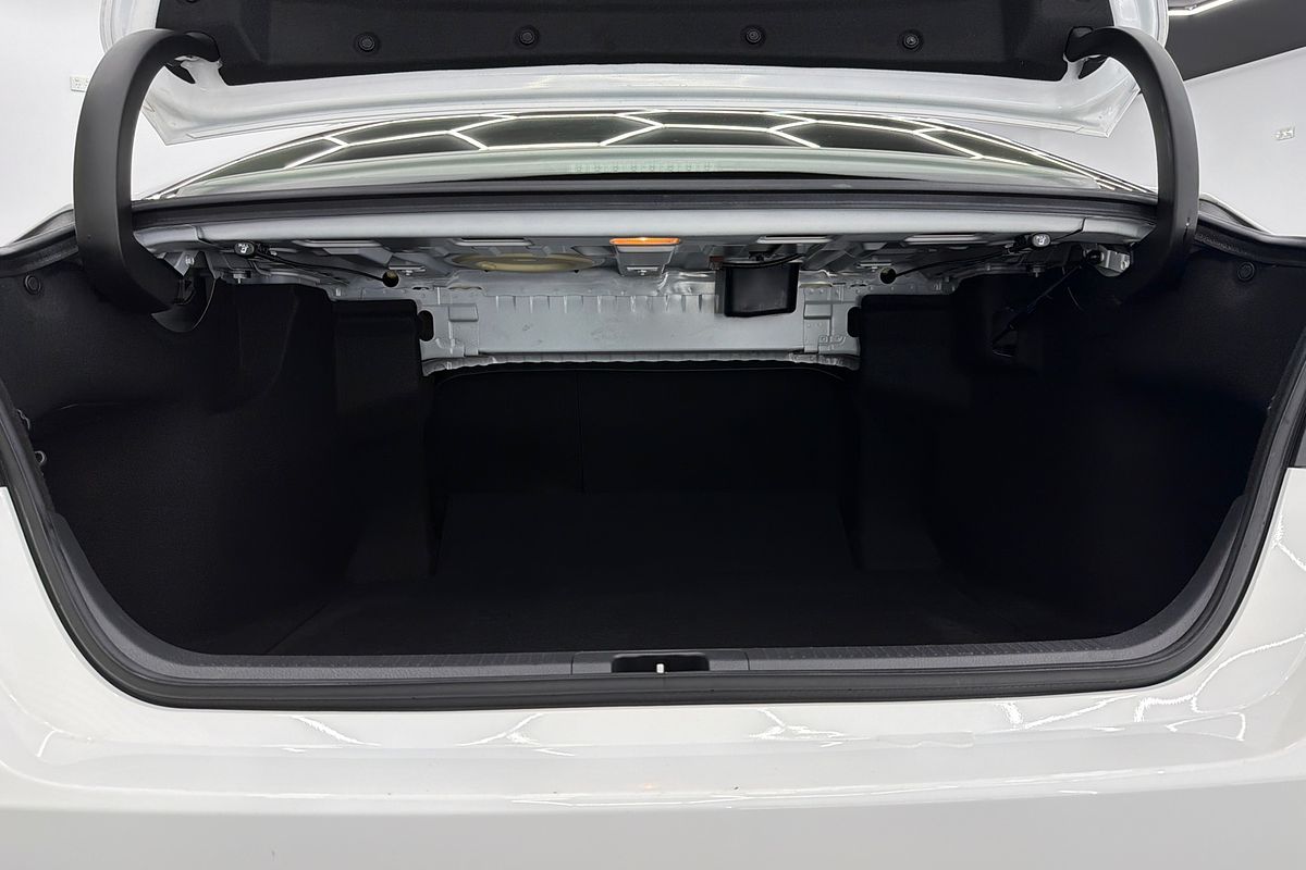 2020 Toyota Camry Ascent AXVH71R