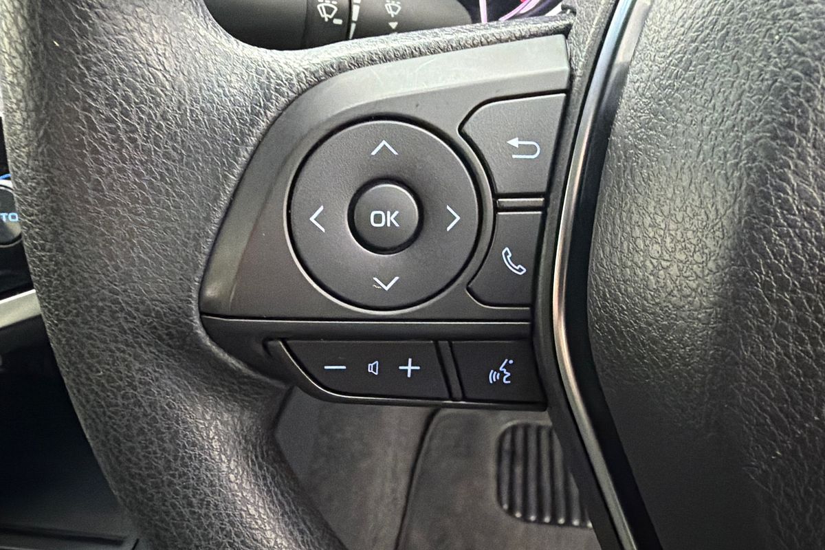 2020 Toyota Camry Ascent AXVH71R