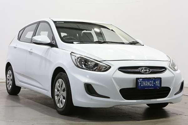 2017 Hyundai Accent Active RB4