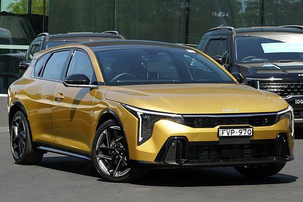 2025 Kia K4 GT-Line CL4m