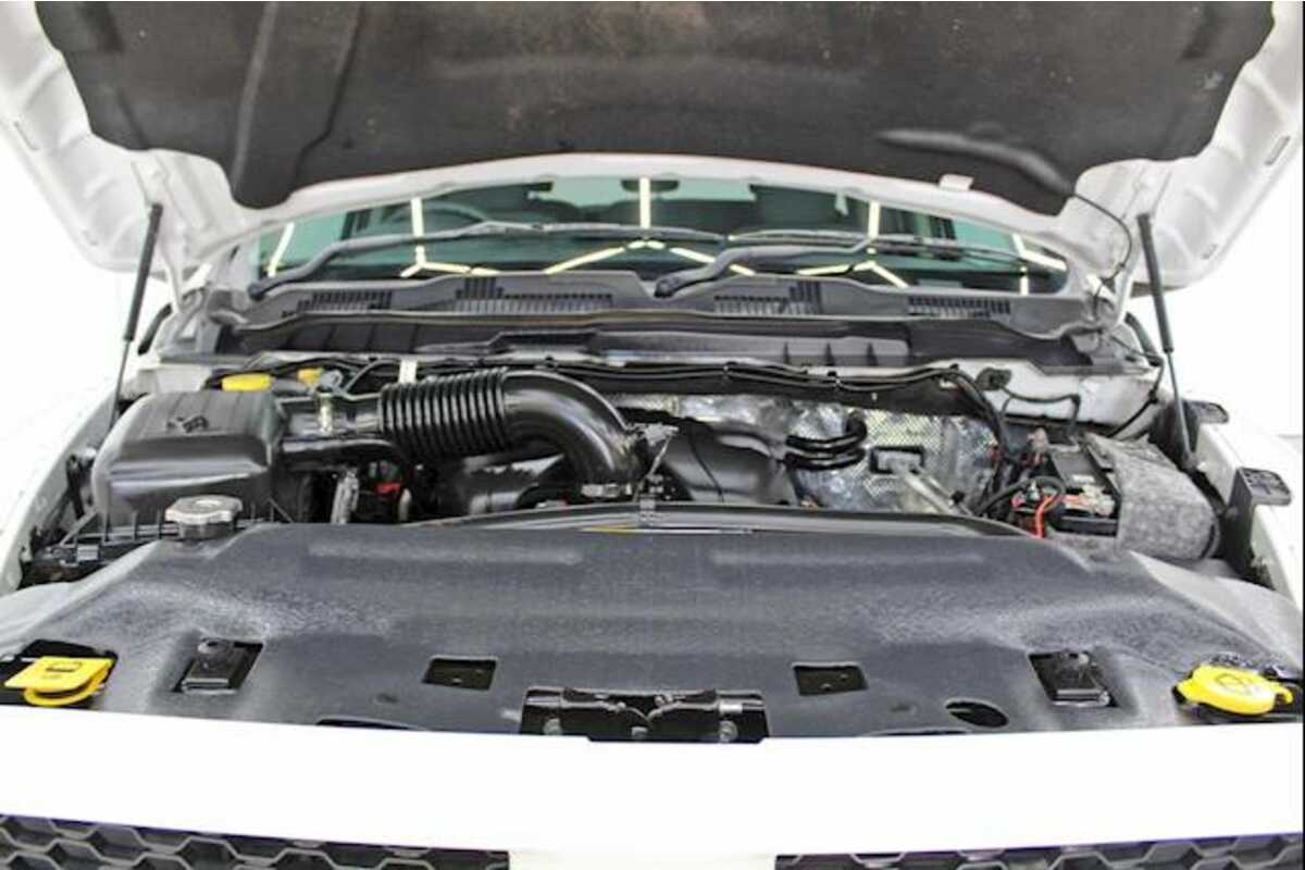 2018 RAM 1500 EXPRESS RAMBOX DUAL DS MY19