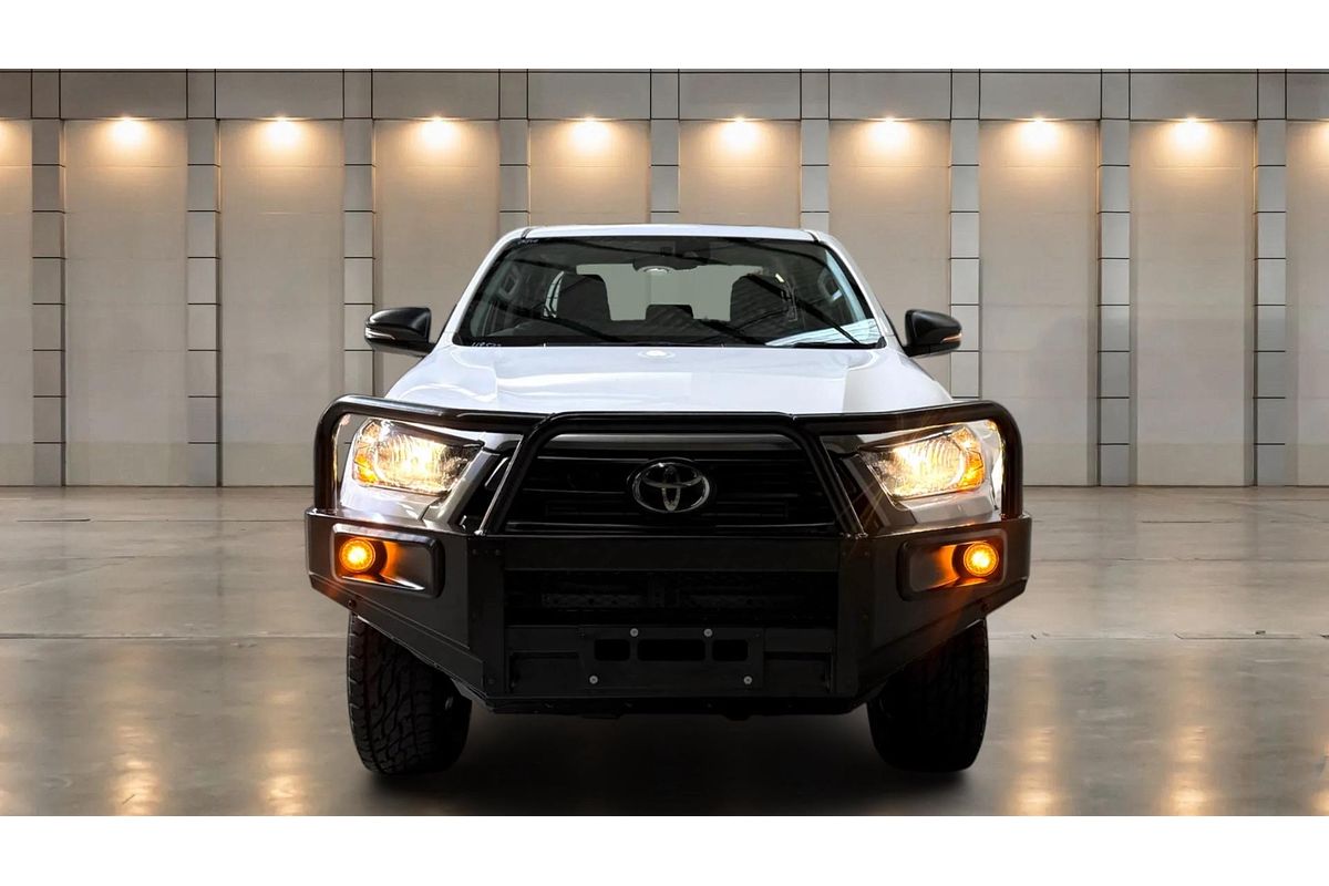 2021 Toyota Hilux SR GUN126R 4X4