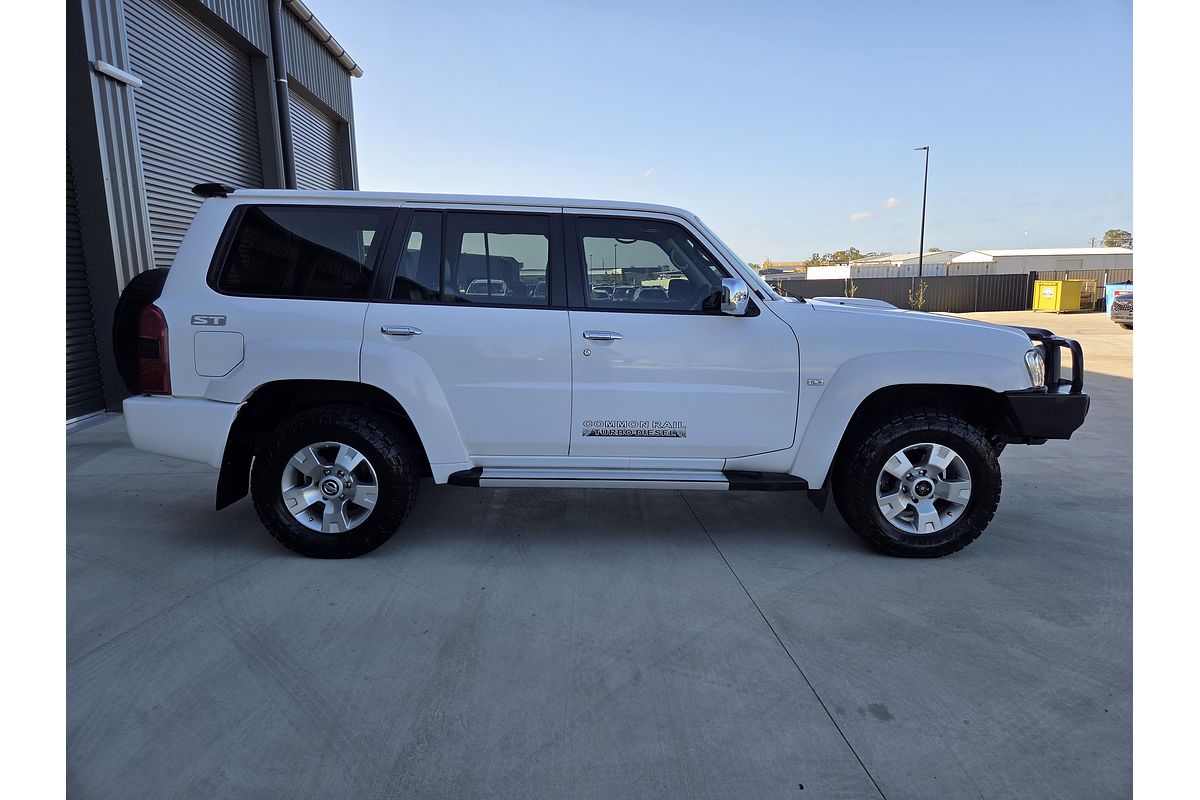 2012 Nissan Patrol ST GU 7
