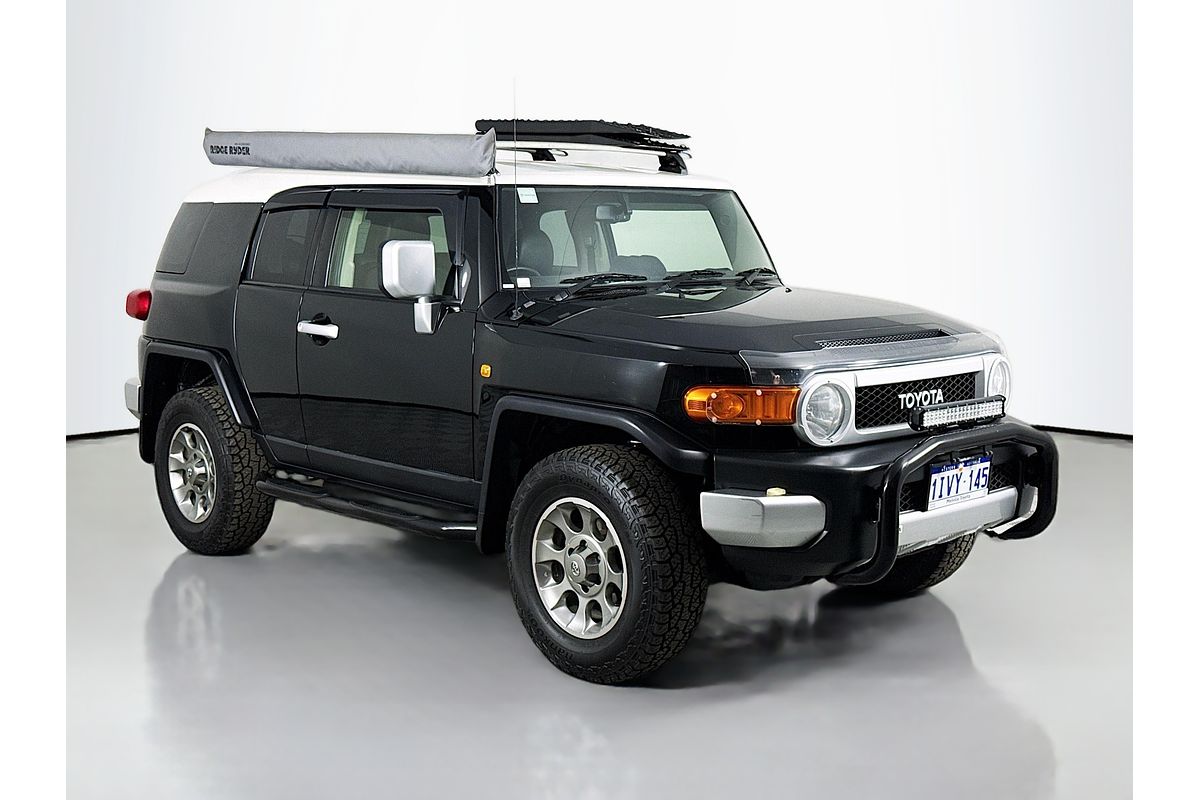 2011 Toyota FJ Cruiser GSJ15R