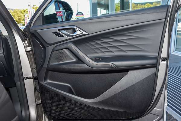 2025 MG HS Essence AS33 thumb-15