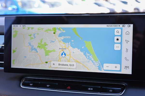 2025 MG HS Essence AS33 thumb-11