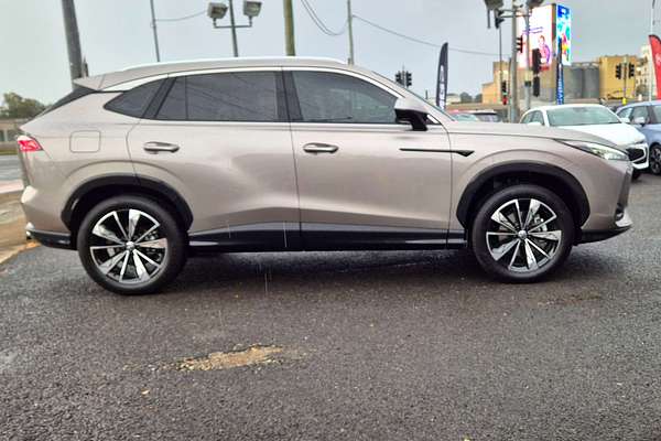 2025 MG HS Excite AS33 thumb-2