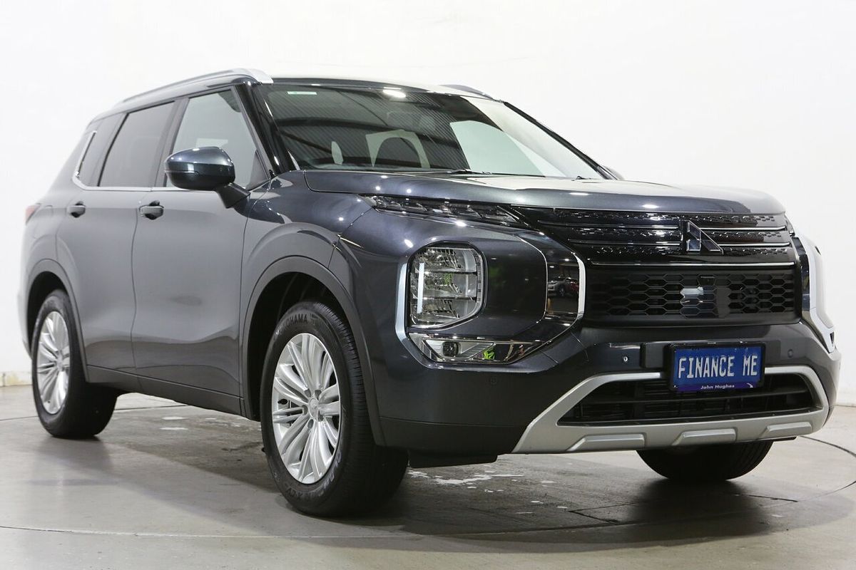 2025 Mitsubishi Outlander LS ZM