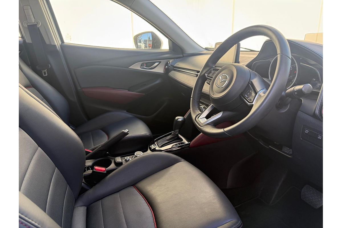 2018 Mazda CX-3 sTouring DK