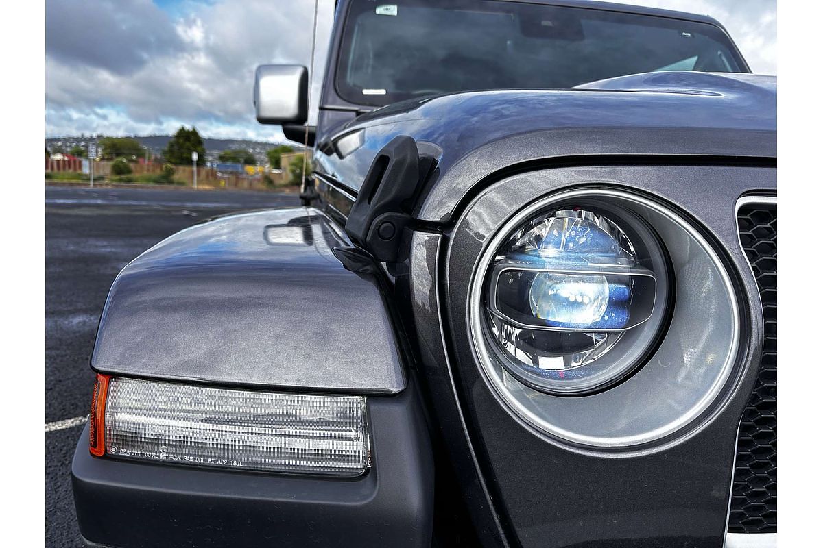 2022 Jeep Wrangler Unlimited Overland JL