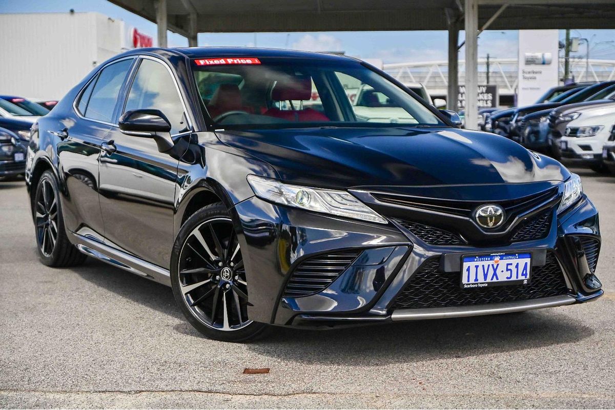 2018 Toyota Camry SX GSV70R
