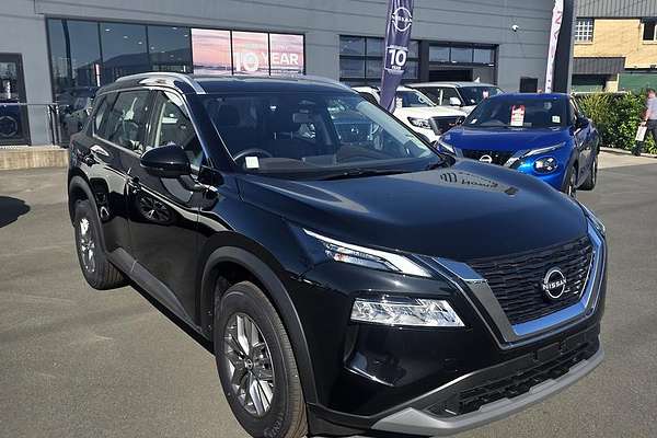 2025 Nissan X-TRAIL ST T33