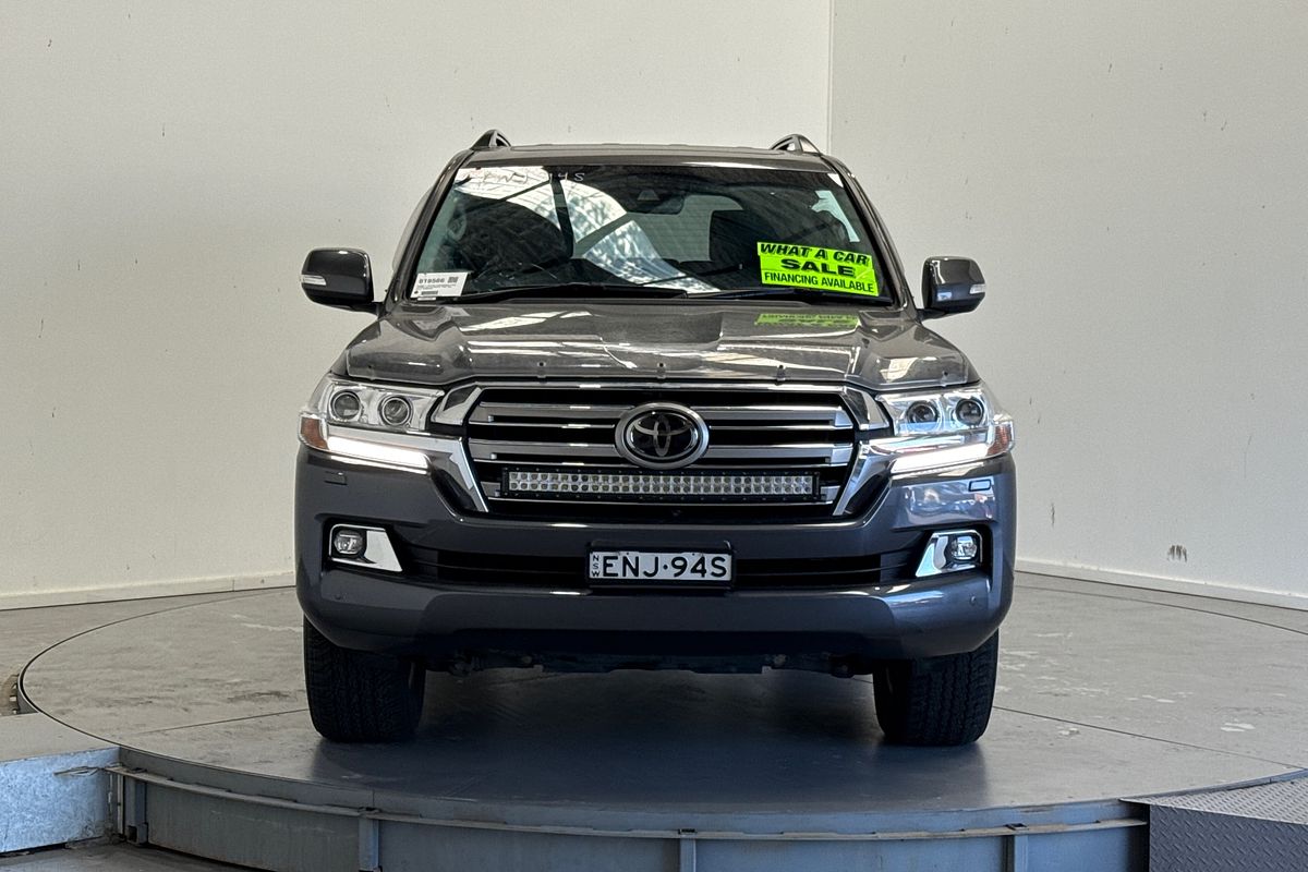 2021 Toyota Landcruiser Sahara VDJ200R