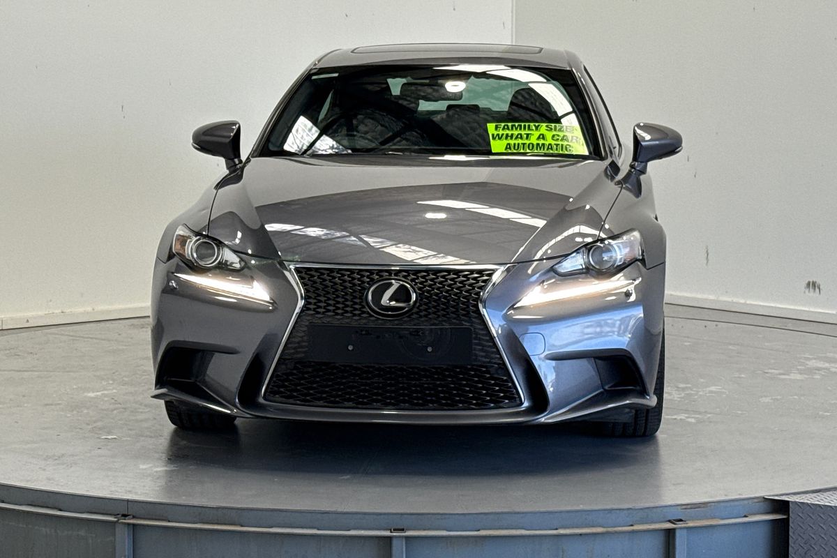 2016 Lexus IS LUXURY ASE30R MY16