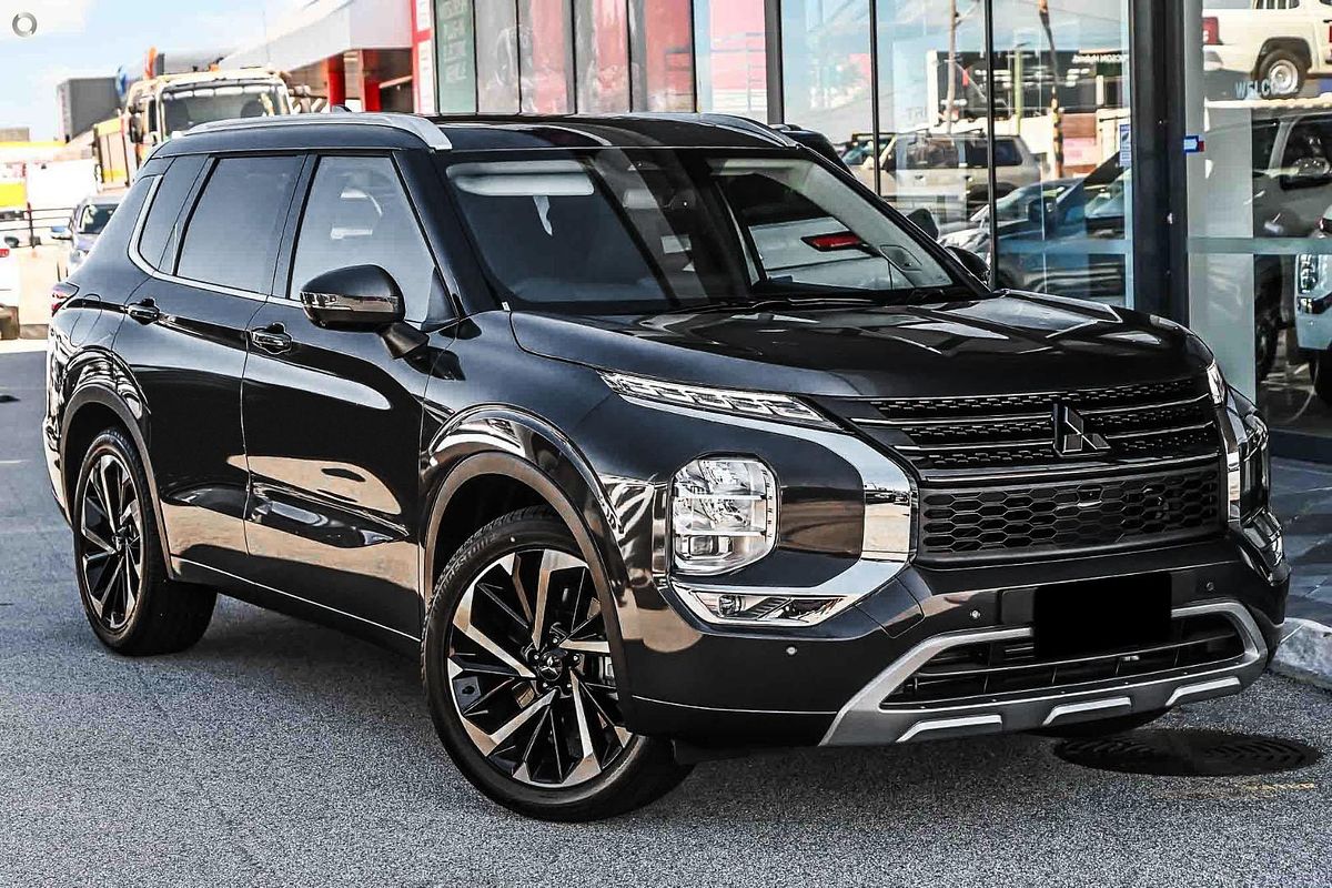 2025 Mitsubishi Outlander Exceed ZM