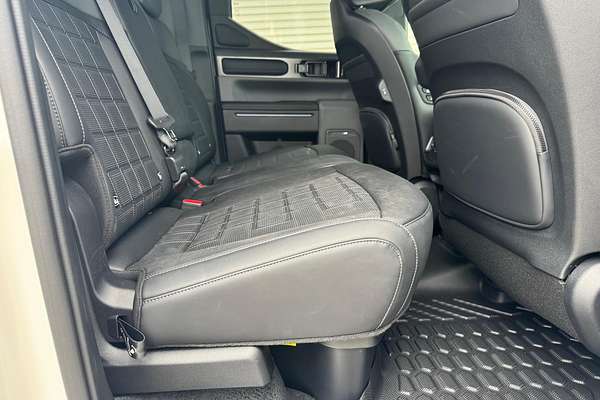 2025 Kia Tasman X-Pro TK 4X4 thumb-16