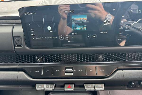 2025 Kia Tasman X-Pro TK 4X4 thumb-31