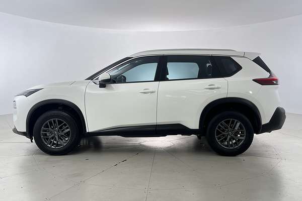 2024 Nissan X-TRAIL ST T33 thumb-1