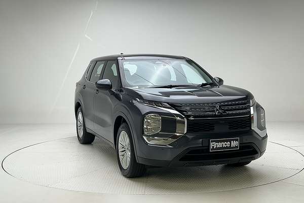 2024 Mitsubishi Outlander ES ZM thumb-1